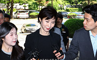 노소영 관장, 서울고법 출석…재산분할 소송 다시 법정으로  [포토]