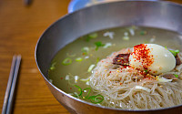 '2TV 생생정보' 오늘방송맛집- 배우 이태성의 평양냉면 맛집! '사○○○'