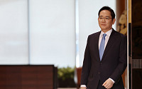 [종합] 급거 귀국 이재용 “우린 한 몸 한 가족”…삼성 총수·경영진, 노조에 잇단 대화 손짓