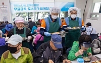 '22년째' 이어온 포스코 무료급식소…누적 416만명에 식사 제공