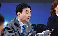 국방부 “핵추진잠수함 2030년대 중반 진수”…‘장보고 N사업’ 공식화