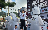 “박민식 찍으면 하정우 된다”... 한동훈, 북구갑 쌈지공원서 ‘민심 단일화’ 읍소