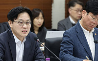 '반도체 이윤 딜레마' 산업장관 "생존 위한 재투자"⋯노동장관 "원하청 분배"