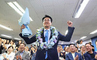 안민석, 현직 꺾고 경기교육 수장 올라…4년 만에 지형 뒤집혔다