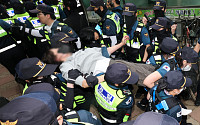 대학가로 번지는 분노…"투표용지 부족 사태는 참정권 침해“