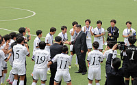 김정은이 직접 챙기는 북한 '여자축구'⋯세계 최강 비결은 '이것'