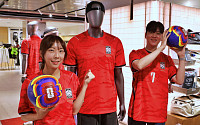 [포토] 롯데백화점, 비자와 손잡고 ‘2026 북중미 월드컵’ 공식 굿즈 이벤트