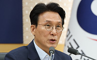 김 총리 “선관위 뼈 깎는 쇄신 필요…민주질서 훼손엔 강경 대응” [상보]