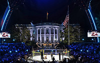 백악관서 UFC 경기 강행한 트럼프…“지구상에서 가장 위대한 쇼”