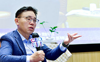 LG화학, R&D 15조 투입…반도체·로봇 소재·항암 신약 키운다