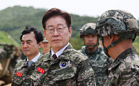 李 대통령 "징집병 위주 국방 체계, 첨단 스마트 강군으로 전환"