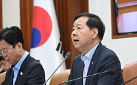 정부, 물가 안정에 1조원 투입...하반기 주요 공공요금 동결