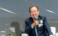 “이순신은 최고의 경영자”⋯윤동한 한국콜마 회장, 에세이 출간