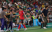 김민재 “교체 불만 아니었다”…남아공전 제스처 논란 해명 [북중미 월드컵]