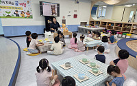 "엄마처럼 치료사 할 거야"…오산 물빛나래유치원, 1주일 꿈 여행에서 아이들이 어른이 됐다