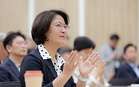 "이 심장이 더 빠르게 뛰게 하겠다"…추미애 "삼성·SK하이닉스 팹 속도전 환영, 경기도가 앞장선다"