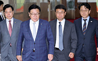 與 “11개 상임위 즉시 가동”…野 “2일 의총서 원구성 입장 결정”