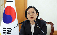 한총리 취임 첫 일정은 AI⋯"AI 행정·피지컬AI·데이터 개방 속도전"