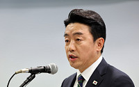 강훈식 "캐나다 잠수함 수주전 50대 50 상황"
