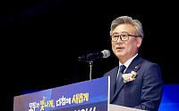 천호성 전북교육감 취임…“살아가는 힘 키우는 교육 만들겠다”