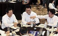 더불어민주당 워크숍, 차기 당권 주자 한 자리에 [포토]