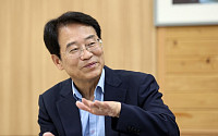 강진원 강진군수...'AI산업 거점도시 만들터'