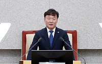 "167명 모두의 의장 되겠다"…남종섭, 경기도의회 제12대 전반기 키 잡았다