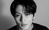 마크, 팬들과 다시 소통 시작⋯위버스 공식 오픈