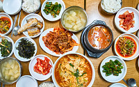 '2TV 생생정보' 오늘방송맛집- 밥 됩니까, 한정 판매! 13첩 밥상 맛집 '4○○○○'
