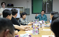 "당선되면 다시 오겠다" 그 약속 지켰다…이상일, 광교포레듀엔 주민 곁으로