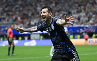 극장골 터진 아르헨티나, 잉글랜드 울렸다…결승전 대진표 완성 [북중미 월드컵]