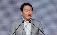 최태원 대한상의 회장 "AI는 도입보다 활용…지금부터 데이터 먹이며 함께 일해야"
