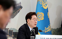 李대통령 "허위선동 사회적 비용 너무 커…방미통위 역할 중요"