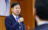 구윤철 "5년만 3% 성장 가능성…매달 경제구조혁신 방안 마련"