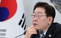 李대통령 "자기 업무도 모르나…밤새워서라도 파악하라"