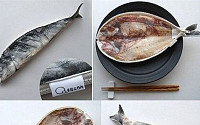 비린내 날 것 같은 필통…필통 맞아?