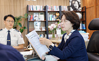 추미애 경기도지사, 인천 물류센터 화재에 긴급 대책회의…"소급 적용 법 개정 필요"