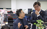 최휘영 장관 “생성형 AI, 창작자 상상력에 날개를 달아주는 기회”