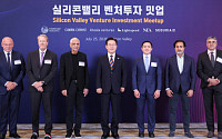 李, 빅테크 이어 실리콘밸리 VC와 '자본동맹'…AI 전략, 기술서 투자까지