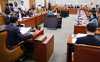 여야, 법사소위서 선관위 특검법 심사…수사 범위 등 이견 재확인