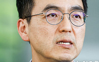 검찰총장 직무대행 “형사소송법 개정 내용 우려...피해는 국민 부담”