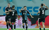 맨시티에 1-3 패한 정정용 감독⋯“선수들, 느낀 점 굉장히 많아”