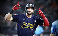 KT 힐리어드, KBO 7월 월간 MVP…9홈런·26타점 ‘3관왕’