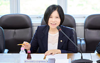 신현녀 용인시의원, 반딧불이 서식지 보호조례 추진…"개발과 생태 조화"