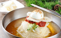 '2TV 생생정보' 오늘방송맛집- 장사의 신, 32년 내공! 시원한 밀면 맛집 '송○'