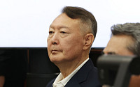 종합특검, 尹·신원식 불구속 기소…“비상계엄 정당화 메시지 전파 지시”