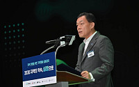 이재준 “수원부터 행동”…햇빛발전소 50개·버스 100% 무공해 전환