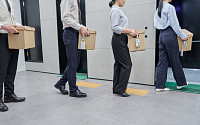 매출ㆍ영업익 늘어도 직원은 줄인다⋯빅테크 ‘AI 투자형 감원’ 확산 [종합]