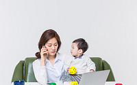 맞벌이 가구 절반 육박⋯어린 자녀 둔 여성 3명 중 1명 ‘경력단절’