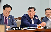 “지속가능 일자리 6억 빼서 3개월 알바?”…부산시 복지예산 도마에